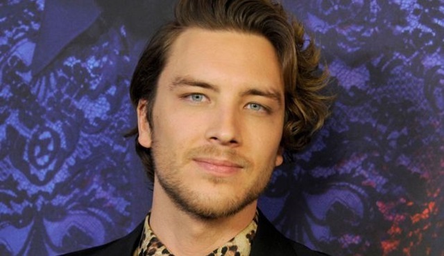 Cody Fern, American Horror Story 8. sezonunun kadrosunda