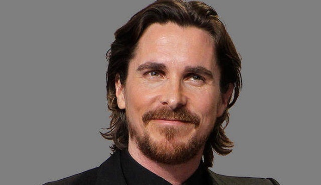 Christian Bale yeni rolü için yine kilo alıyor