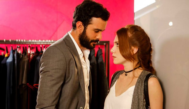 Ne Defne’ciyim Ne Ömer’ci…