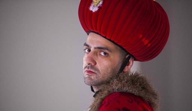 Tolga Karaçelik imzalı, BluTV dizisi Bartu Ben’in çekimleri başladı!