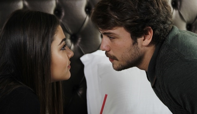 Güneşin Kızları: Güneş is in prison, Haluk is facing Zafer