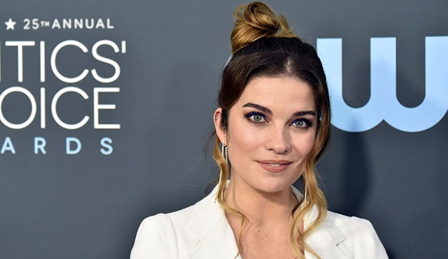 Annie Murphy, AMC’nin yeni komedisi Kevin Can F*** Himself‘in başrolü oldu