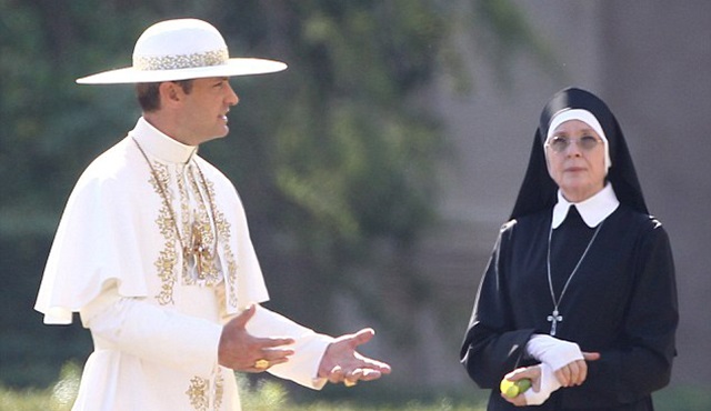 The Young Pope dizisinden ilk tanıtım geldi