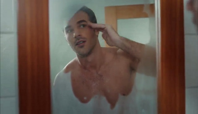 İçimdeki Fırtına: Kötüler kâkül sevmez