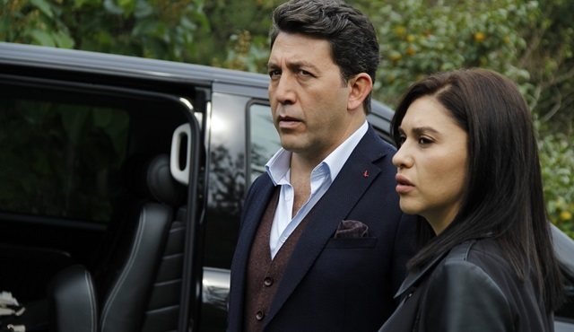 Güneşin Kızları: Güneş gets out of prison and confronts Rana