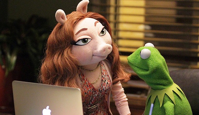 The Muppets: Kermit ve Denise aylardır birlikte!