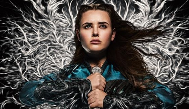 Netflix'in yeni fantastik dizisi Cursed'den yeni bir fragman geldi