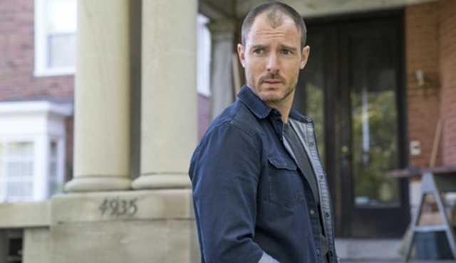 Richard Flood, Shameless'in ana kadro oyuncusu oldu