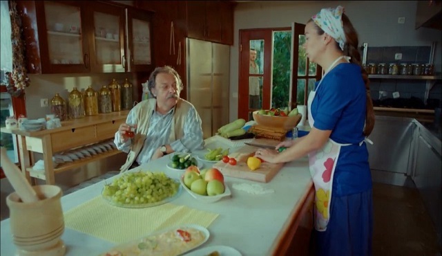 Güllerin Savaşı Kolaj