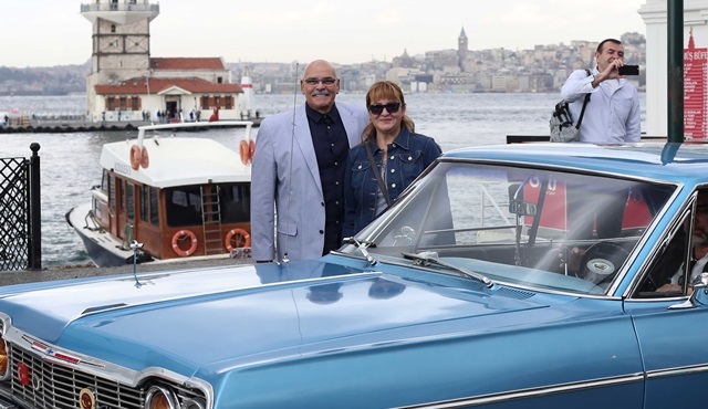 TRT'nin yeni sezon projelerini tanıttığı organizasyona 'Seksenler' dizisi damga vurdu!