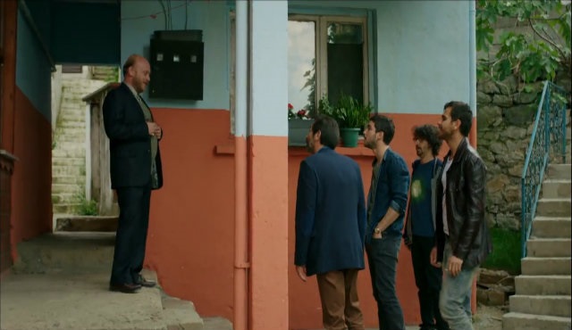 Bir komşu türü olarak: Hayati