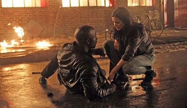 Netflix'in yeni dizisi Jessica Jones'tan ilk fotoğraflar geldi