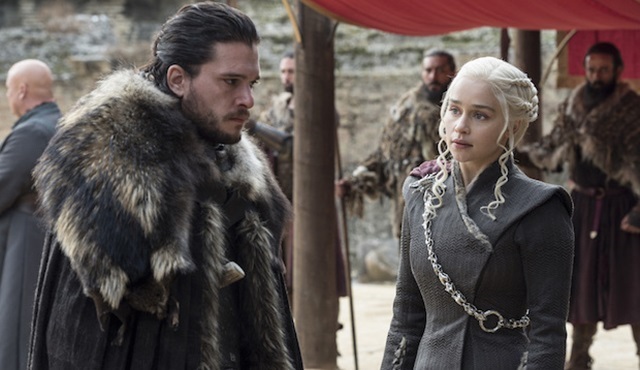 Game of Thrones'tan Emmy değişikliği: Kit Harrington ve Emilia Clarke artık başrol