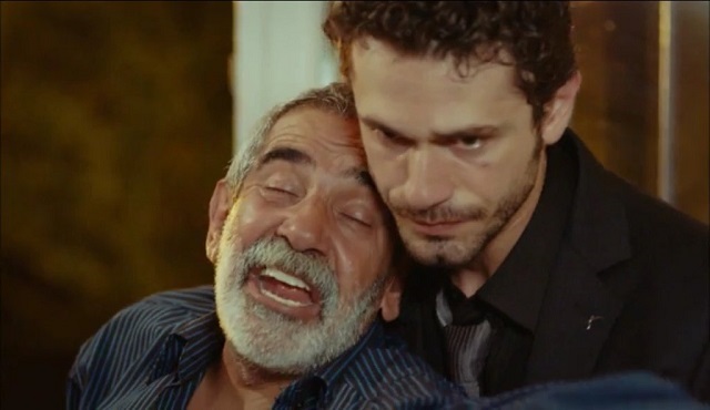 Güllerin Savaşı Kolaj
