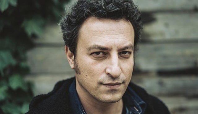 Onur Saylak Variety'ye konuştu: Daha, insana yardım etmenin politik karar olmadığını anlatıyor