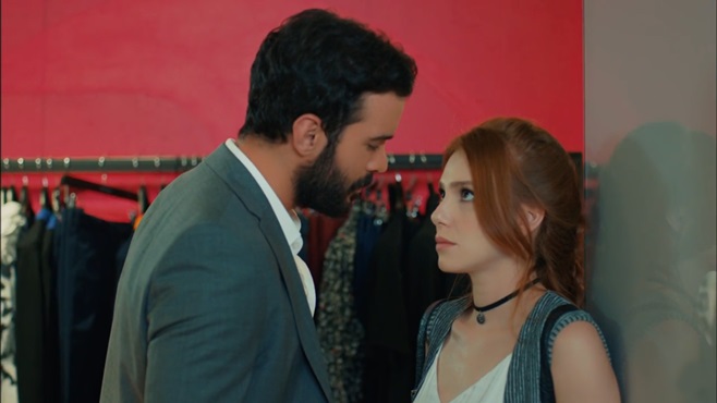 Yarım kalanlar, yaşanamayanlar... Geçmiş; henüz geçmemiş...