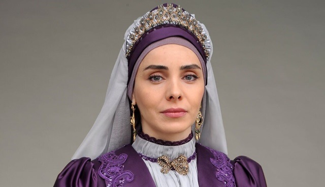 Nur Fettahoğlu da Payitaht Abdülhamid’in kadrosuna katıldı!