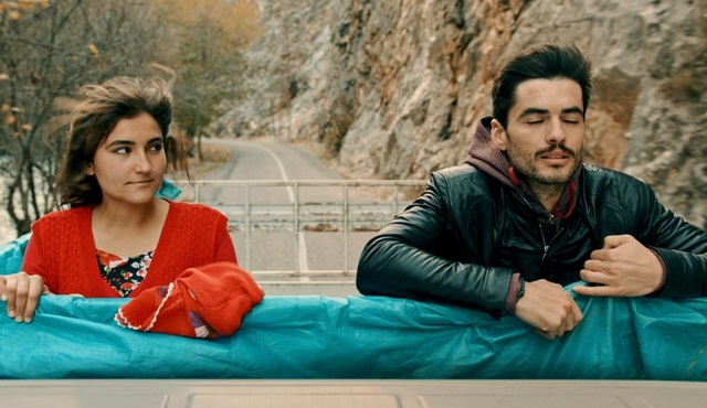 Zer filmi için Dersim'in tek salonu yeniden açıldı!