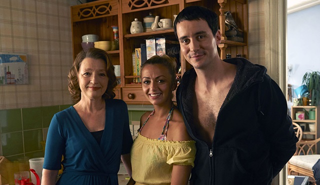 BBC, Mum dizisine 2. sezon onayı verdi