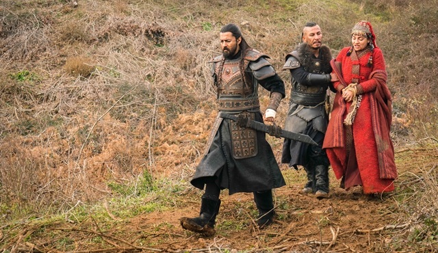Diriliş Ertuğrul: Gündoğdu ve Noyan karşı karşıya