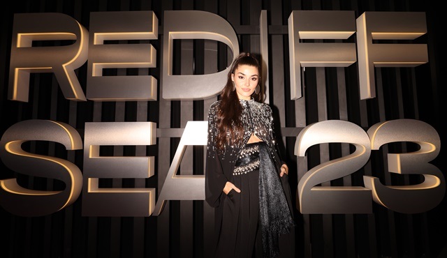 Hande Erçel, Red Sea International Film Festival'ine katıldı!
