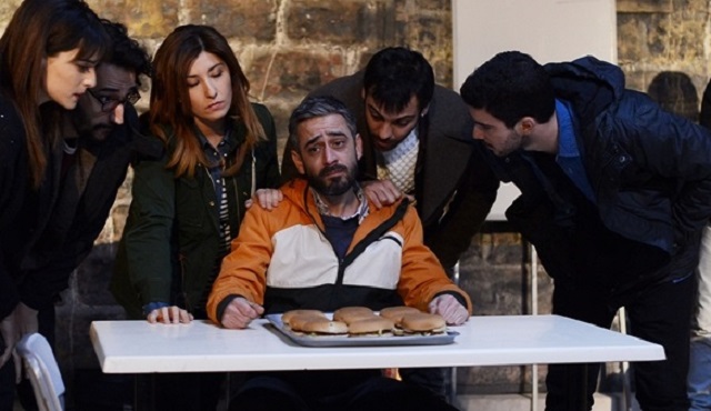 Bi' hamburger parası be abi!