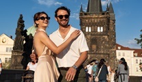 Netflix Türkiye'nin yeni filmi Romantik Hırsız, 14 Mart'ta izleyiciyle buluşuyor!