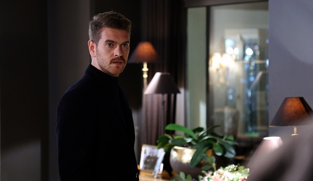 High Society | Kerem realizes the chaos he unleashed 