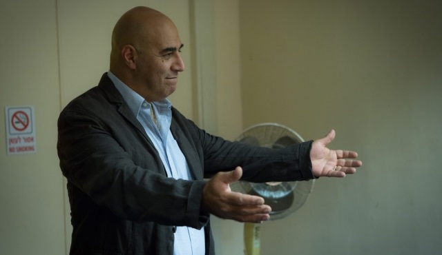 The Paring Knife Bölüm:8