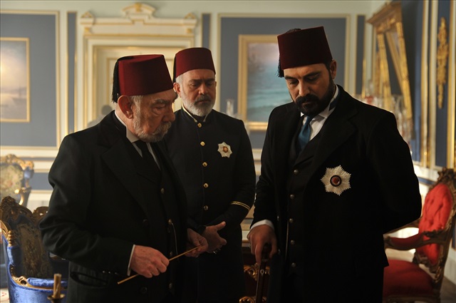 Basın davetinden ve diziden ilk kareler
