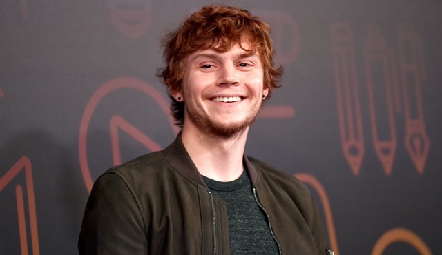 Evan Peters, Quicksilver ile X-Men dünyasına geri dönüyor