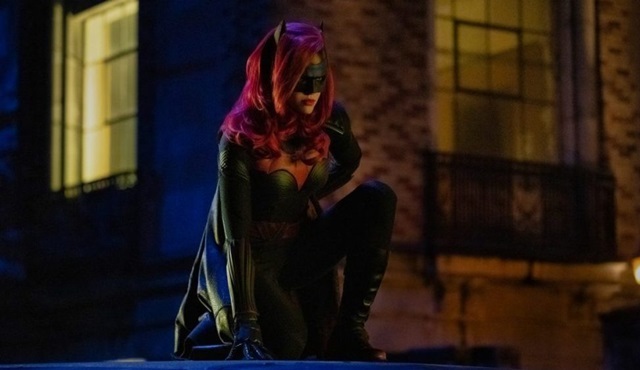 The CW, Batwoman dizisi için hazırlıklara resmen başladı