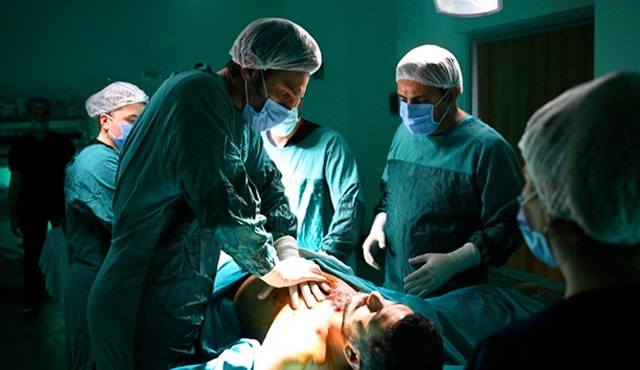 Halef: Köklerin Çağrısı'nda Aşır ameliyat masasında!