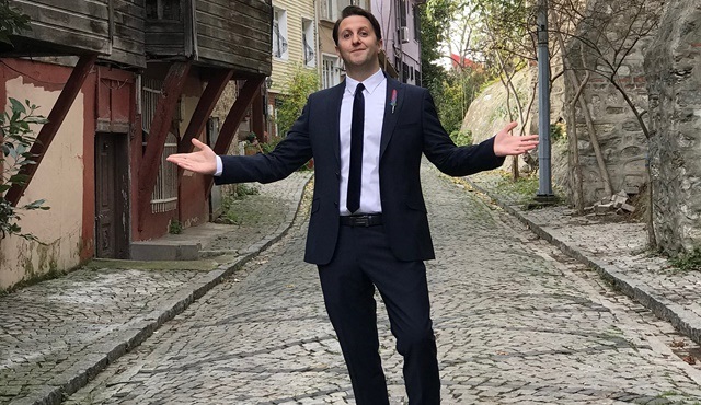 İlker Ayrık’ın sunumuyla Yaparsın Aşkım, yakında Fox Türkiye'de başlıyor!