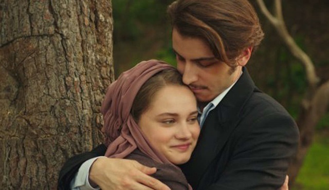 Vatanım Sensin, EOnline'ın oylamasından bir kez daha ödülle döndü