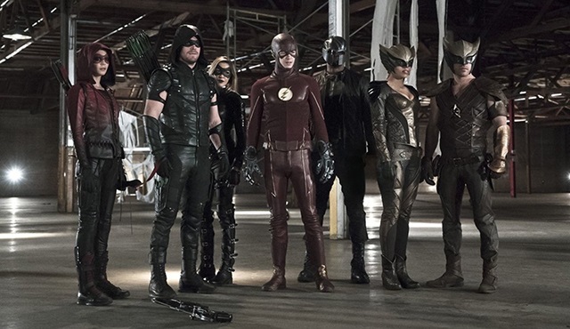 Arrow ve The Flash'ın ortak bölümünden ilk tanıtım geldi
