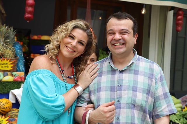 Setten İlk Kareler