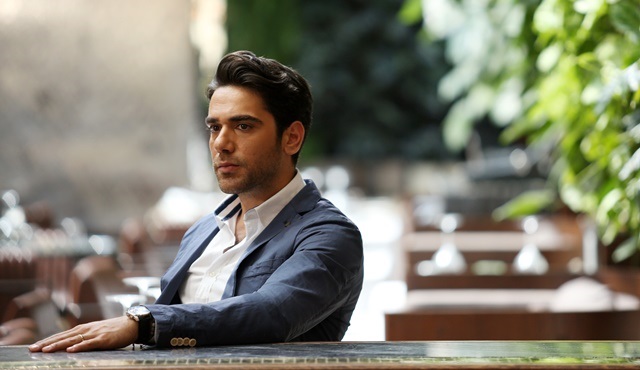 Bana Sevmeyi Anlat | Meet Leyla and Alper-- and their lives full of confusion 