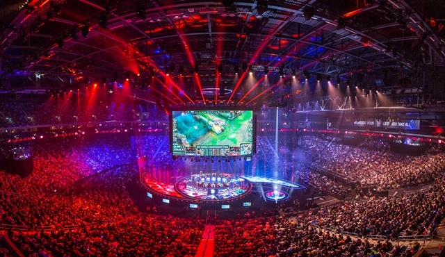 League of Legends Dünya Şampiyonası Finali’nde izlenme rekoru!