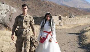 sevdigim-sensin-bir-hicim-hicligimde-bicare