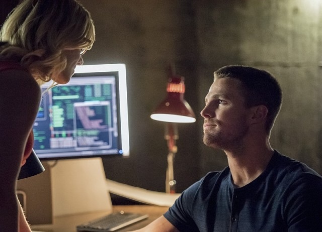 Arrow: 4. sezondan ilk fotoğraflar paylaşıldı