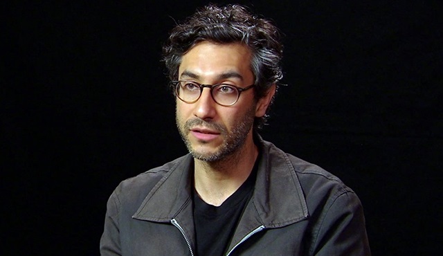 Ramin Bahrani: Filmde gerçek kitaplar yaktık, acı vericiydi