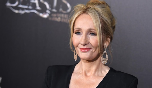 Doctor Who'nun patronu  Chris Chibnall, J.K. Rowling'in bölüm yazmasını istiyor