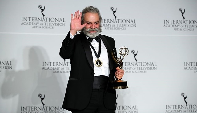 47. Uluslararası Emmy'de En iyi Erkek Oyuncu ödülünü Haluk Bilginer kazandı!