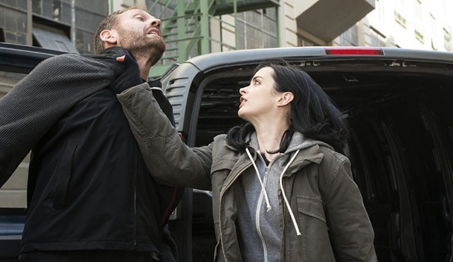 Jessica Jones dizisinden yeni fotoğraflar geldi