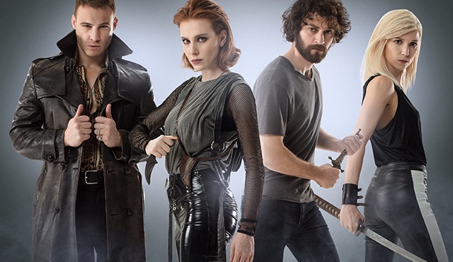 Blu Tv projesi Yaşamayanlar'dan yeni tanıtım geldi