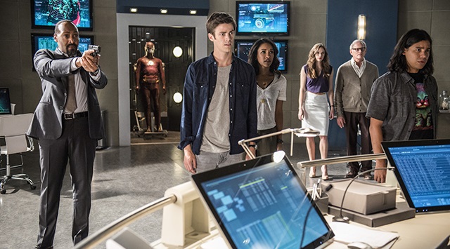 The Flash: 2. sezondan ilk fotoğraflar