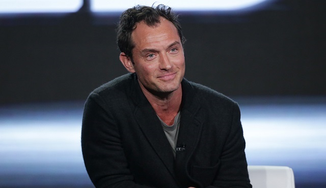 Jude Law, Captain Marvel'ın başrolünde yer almak için görüşmelere başladı