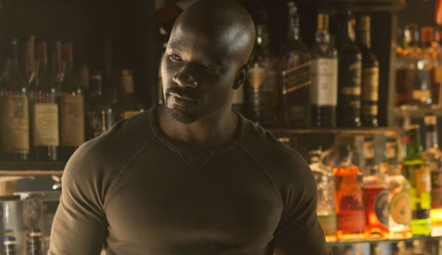 Jessica Jones dizisinden yeni fotoğraflar geldi