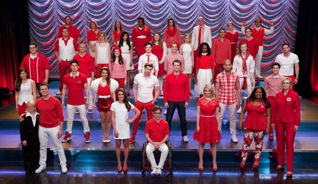 İnsanın içini umutla dolduran Glee performansları